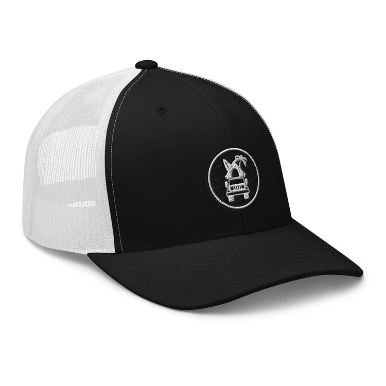 Gorra tipo trucker [disponible en 8 colores]