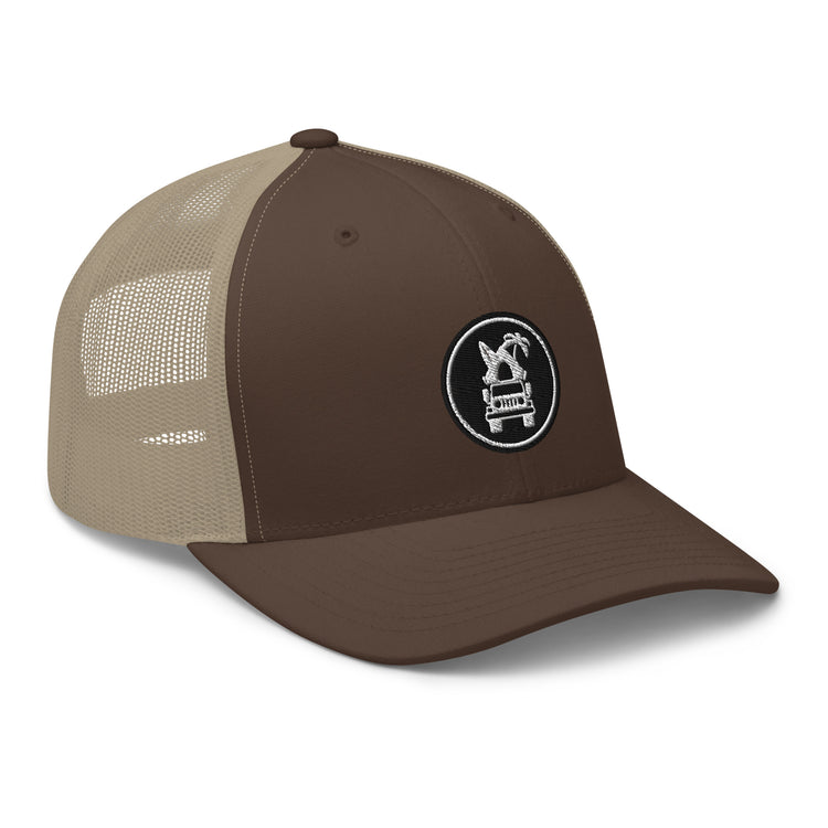 Gorra tipo trucker [disponible en 8 colores]