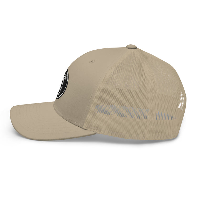 Gorra tipo trucker [disponible en 8 colores]