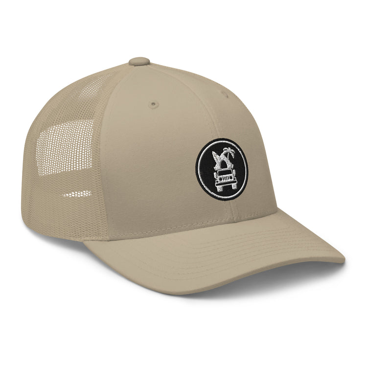 Gorra tipo trucker [disponible en 8 colores]